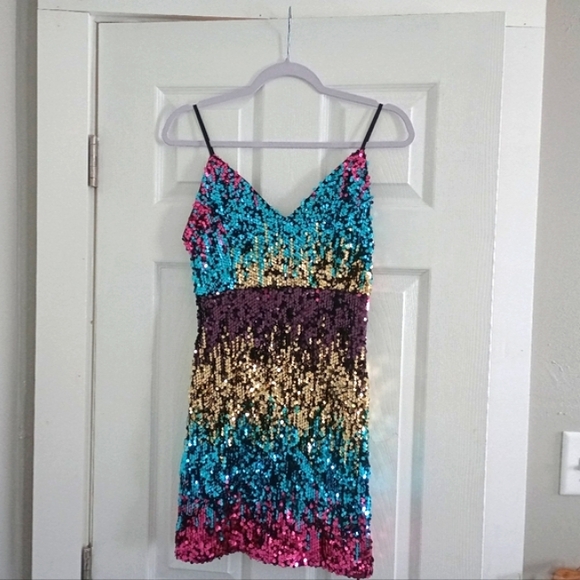 see the shades Dresses & Skirts - Mini Party Dress Size S